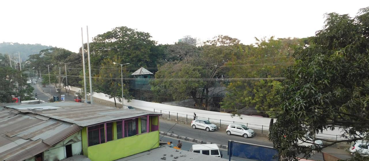 Dispur Lodge Guwahati Exterior photo